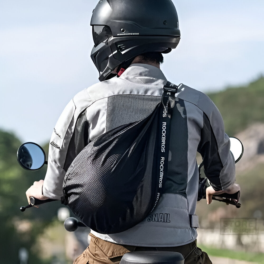 Mochila ligera para moto o ciclismo B3017-BK Rockbros